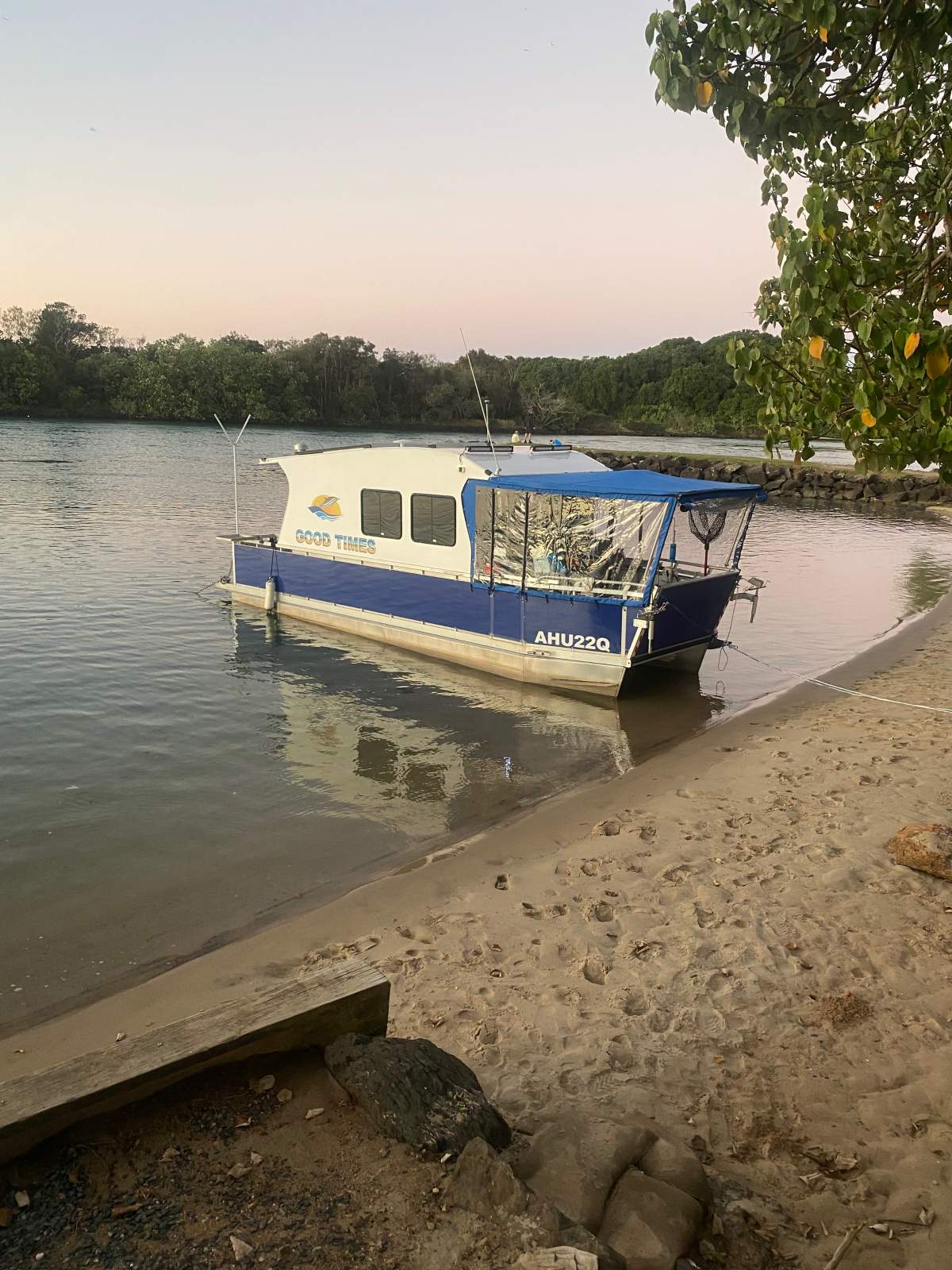 Mancraft 8.0 Pontoon boat