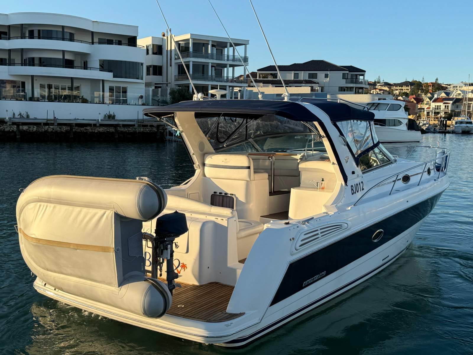 Mustang 3800 LE Sportscruiser