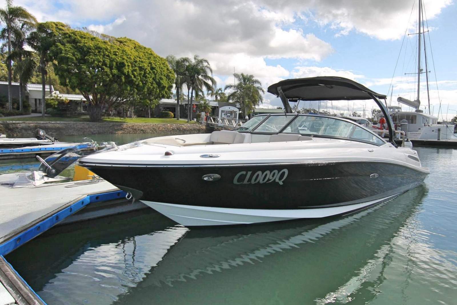 Sea Ray 250 SLX