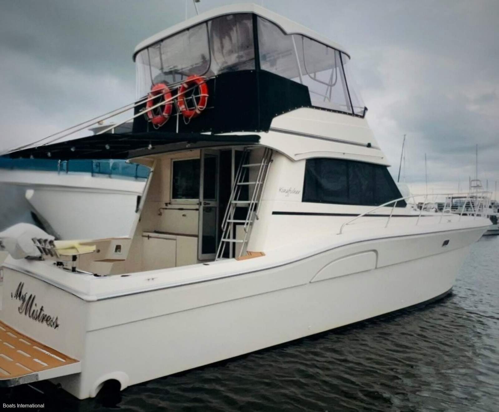 Kingfisher 48 Flybridge