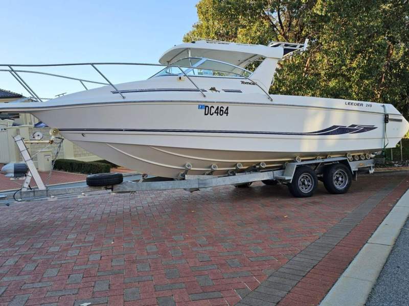 Leeder Tomcat 240