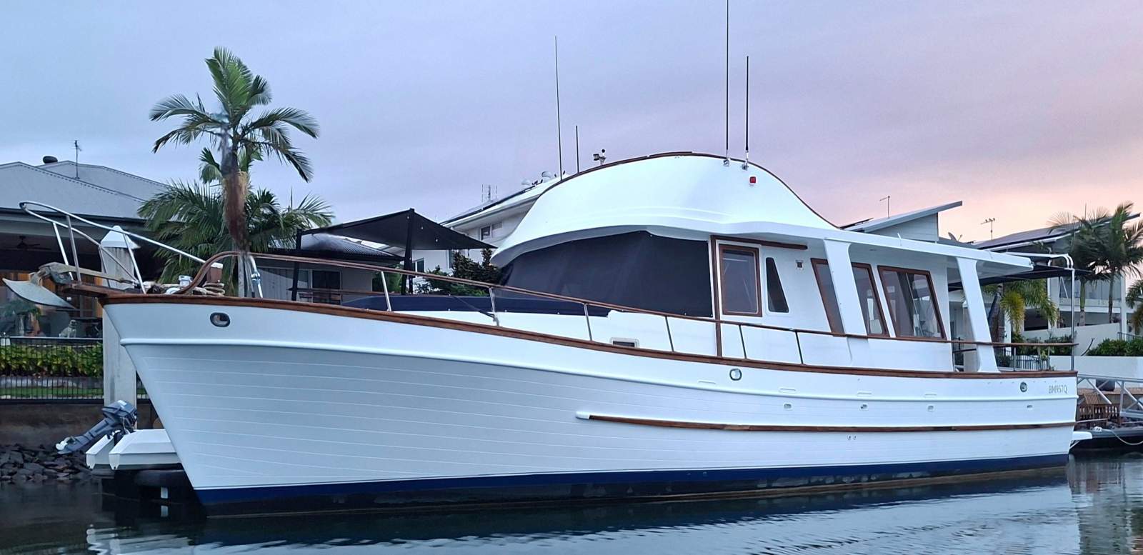 Universal 41 Flybridge Cruiser Custom extended to 44 foot.
