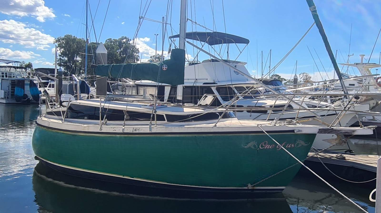 Mangrove Jack Motorsailer