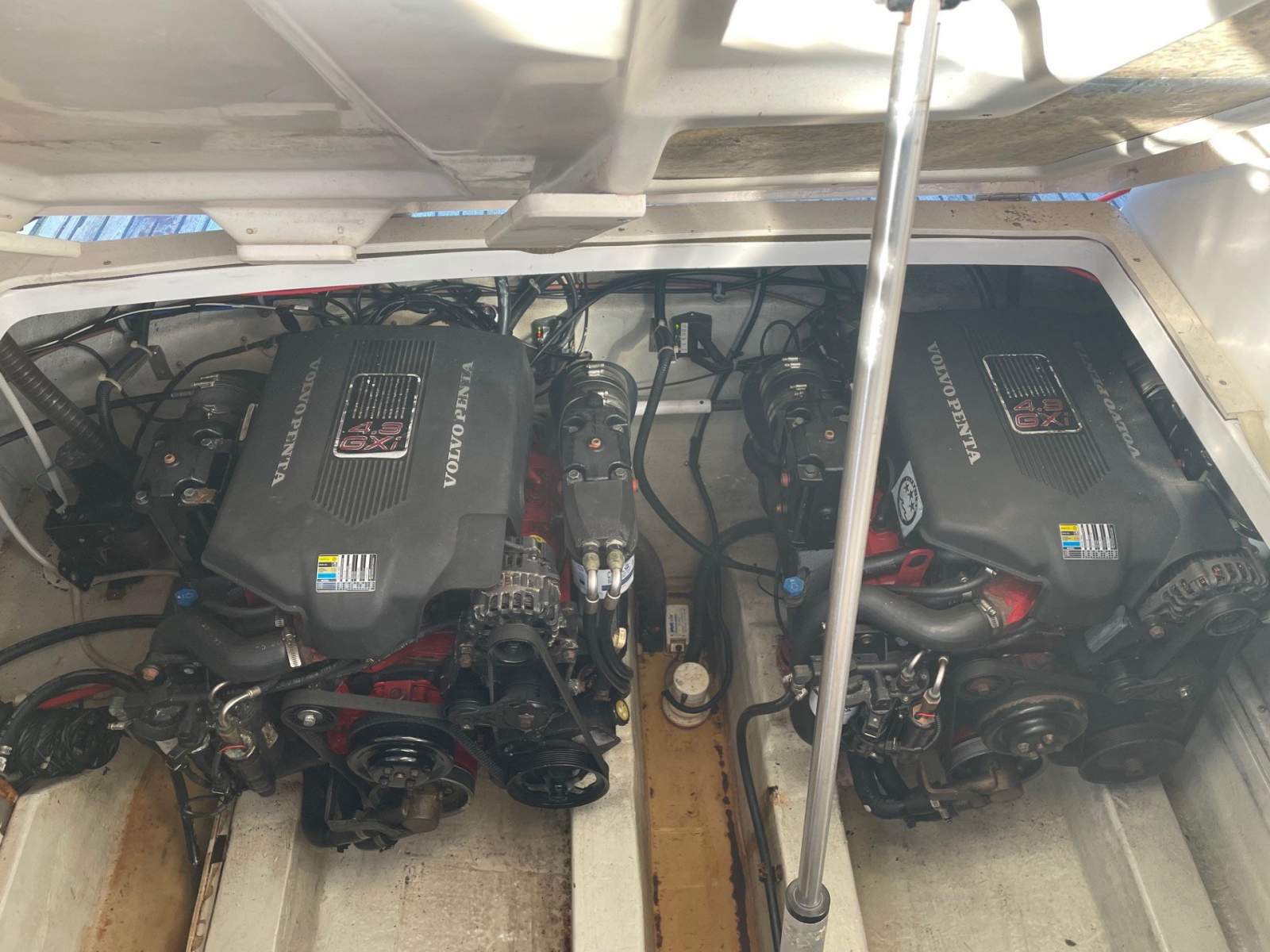 VolvoPenta 4.3 GXi 225 hp engines x 2