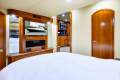 Cruisers Yachts 560 Express