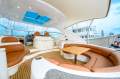 Cruisers Yachts 560 Express