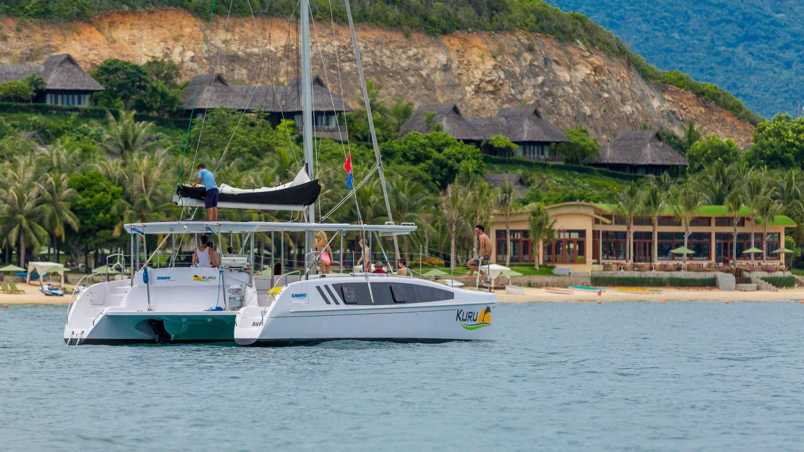 Seawind 1160 Resort - Day Charter Boat