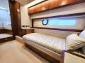 Riviera 4800 Sport Yacht