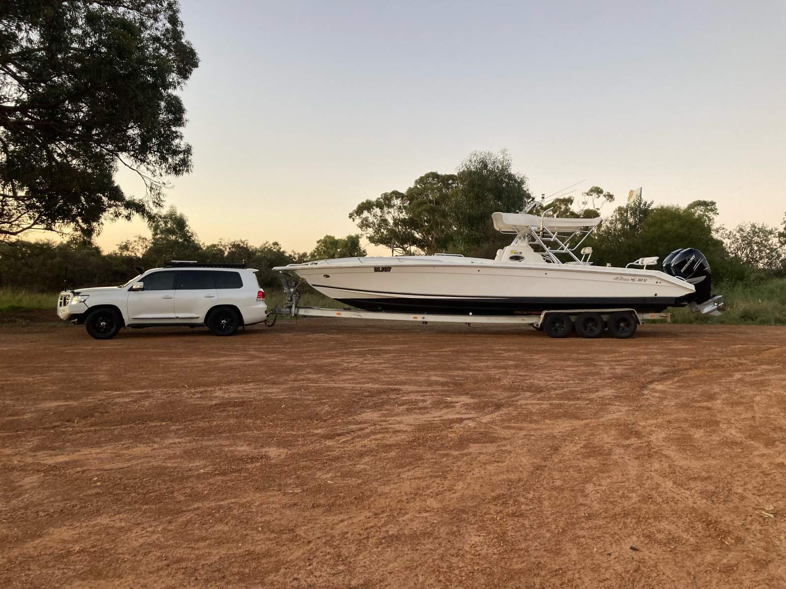 Al Dhaen 360 SF Wavebreaker NEW ENGINES