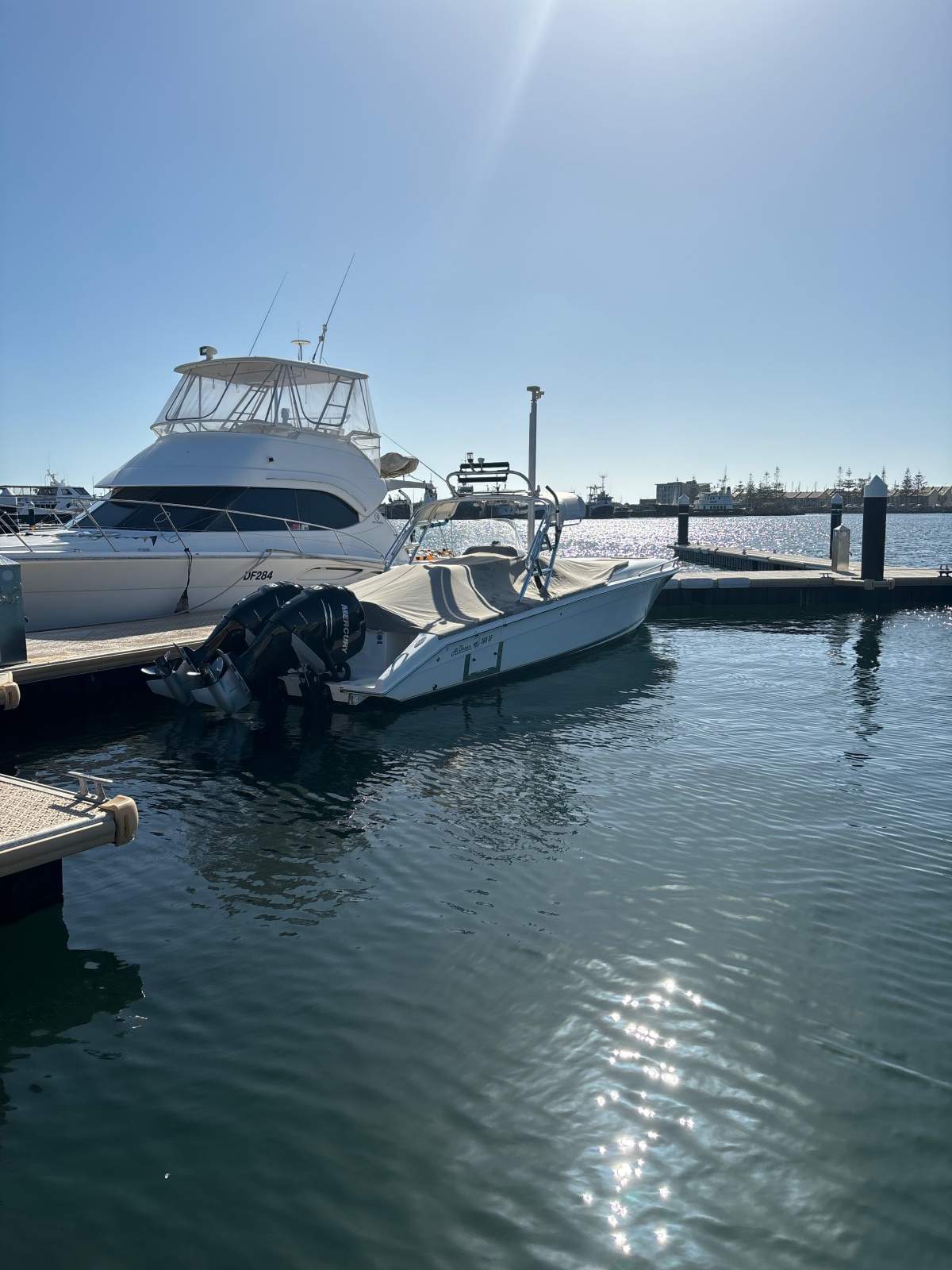 Al Dhaen 360 SF Wavebreaker NEW ENGINES