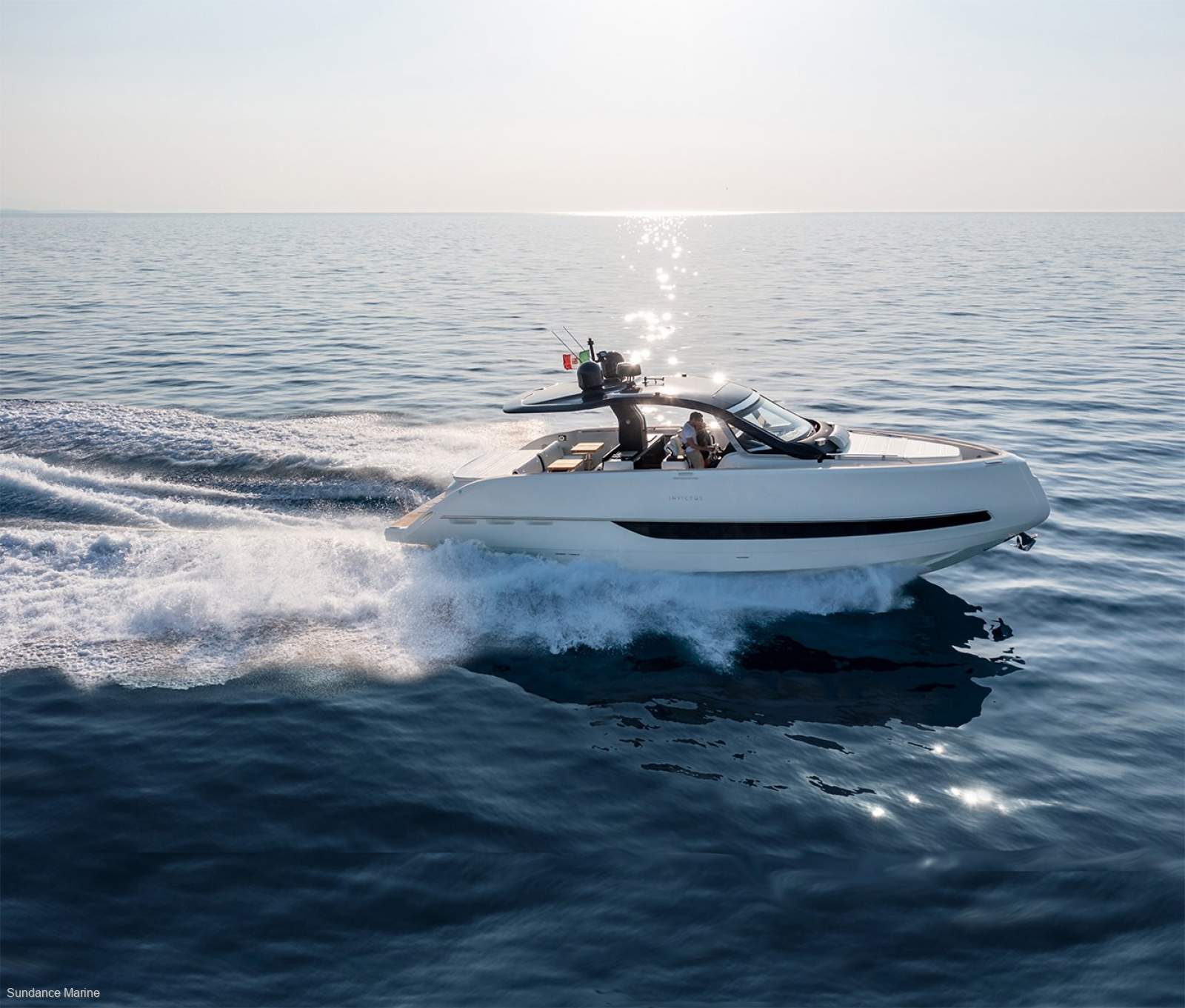 Invictus 420 TT