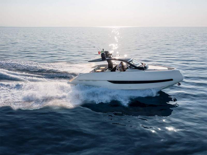 Invictus 420 TT