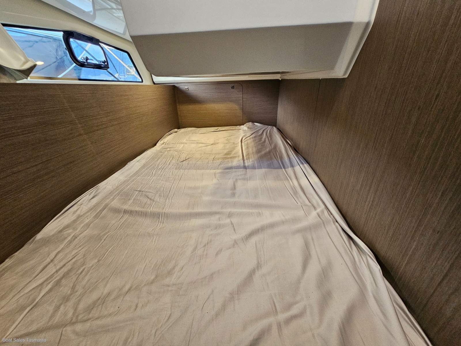 Jeanneau Merry Fisher 1095 Coupe – AS NEW
