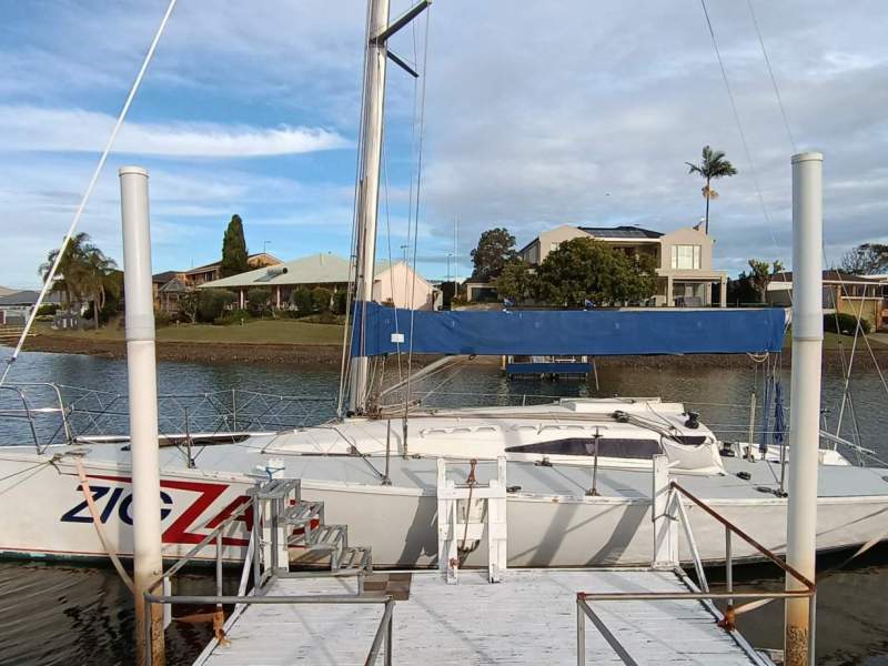 Jim Young 1985 37" Sloop Racing Yacht