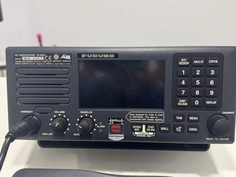 Furuno FM-8900S DSC VHF
