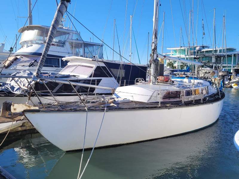 Roberts 38 Offshore