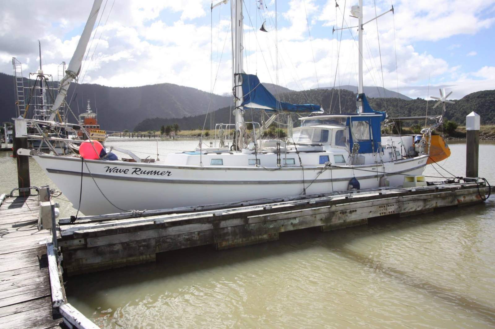 Adams 38