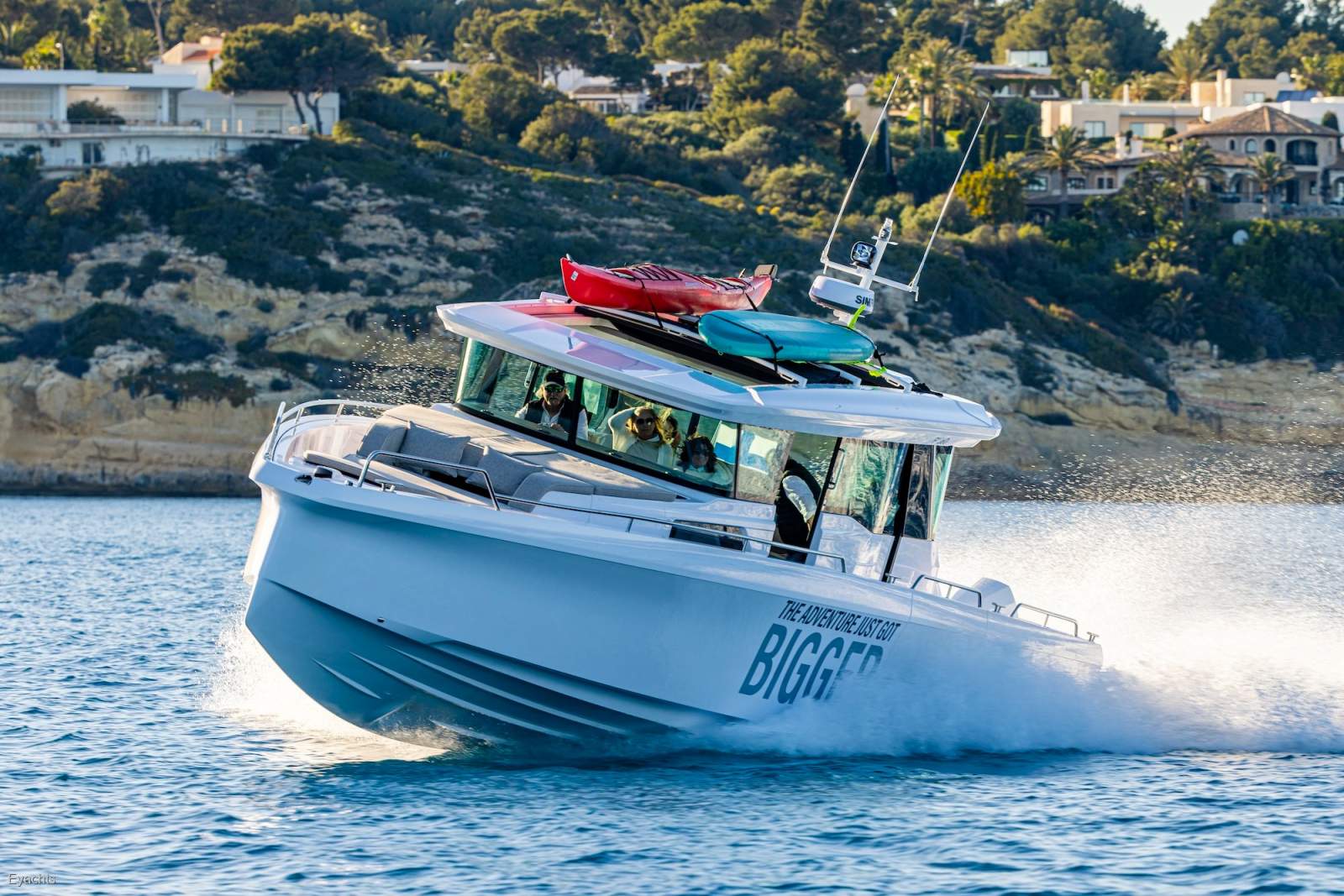 Axopar 45 Cross Cabin