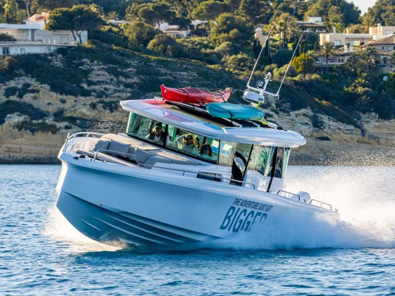 Axopar 45 Cross Cabin