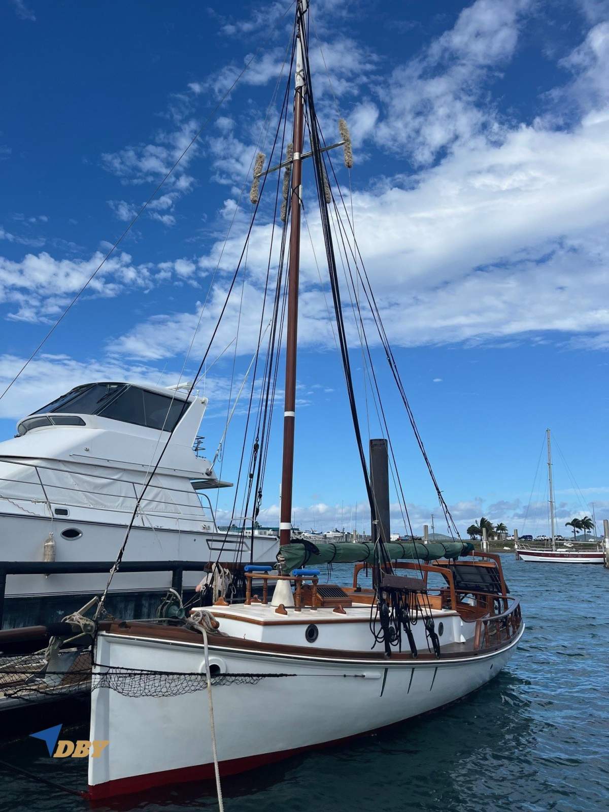 1926 Carvel 32 Full Cabin Wood Yacht