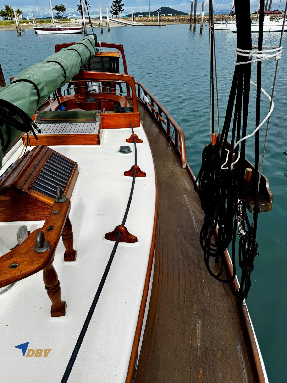 1926 Carvel 32 Full Cabin Wood Yacht