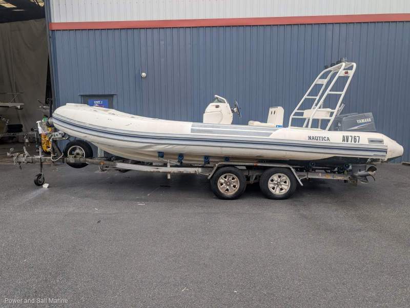 Nautica 22 DL RIB Centre console