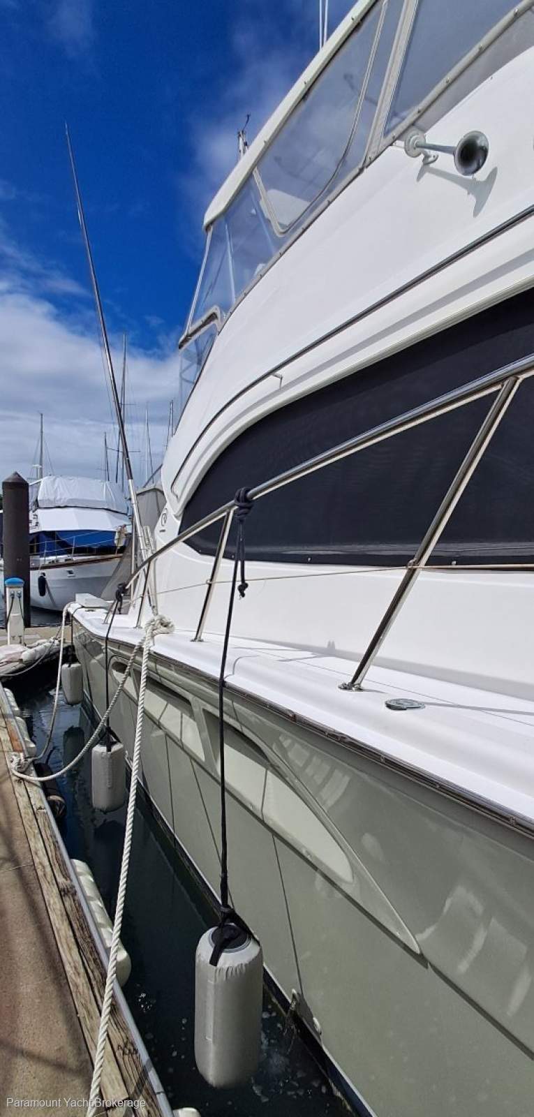 Riviera 52 Flybridge
