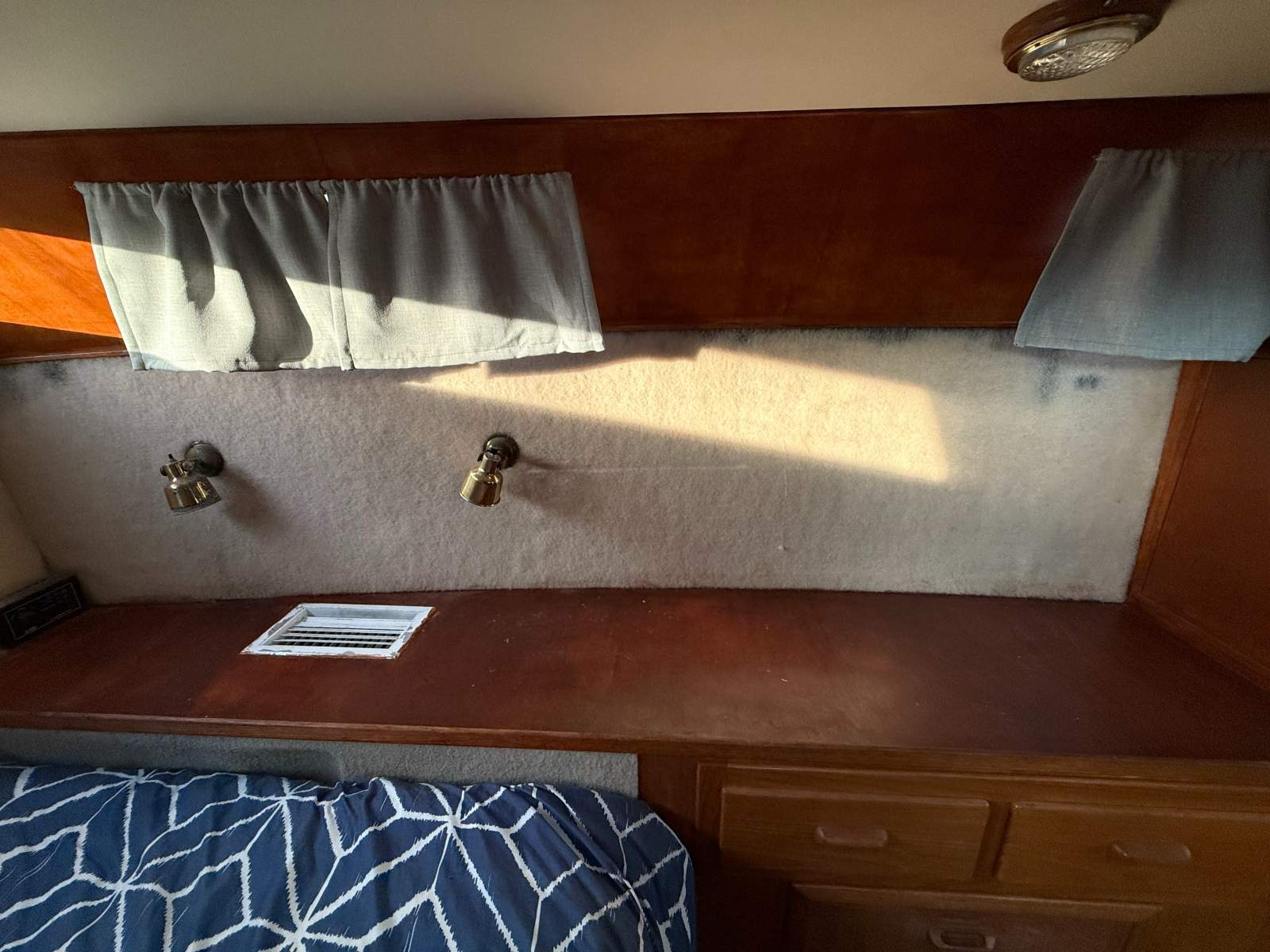 Ranger 35 Aft Cabin Moonlight Lady