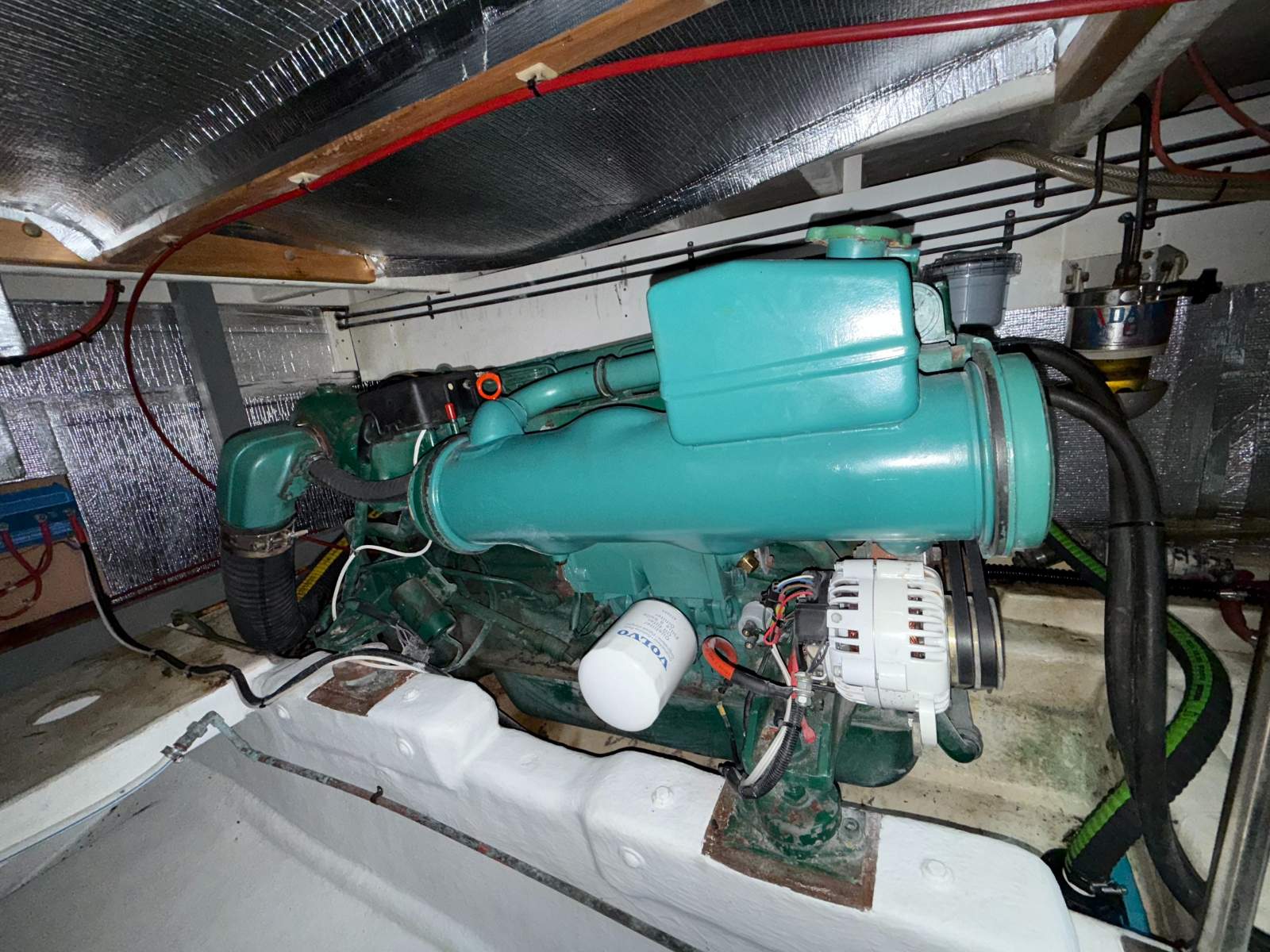 Ranger 35 Aft Cabin Moonlight Lady