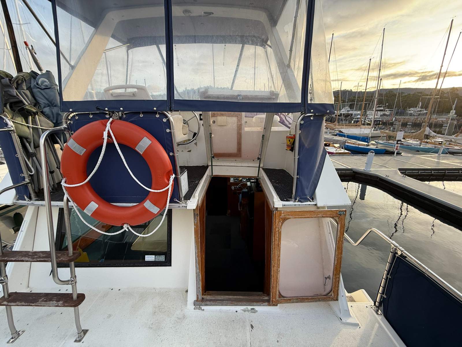 Ranger 35 Aft Cabin Moonlight Lady