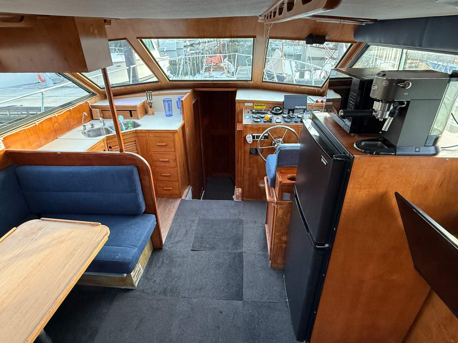 Ranger 35 Aft Cabin Moonlight Lady