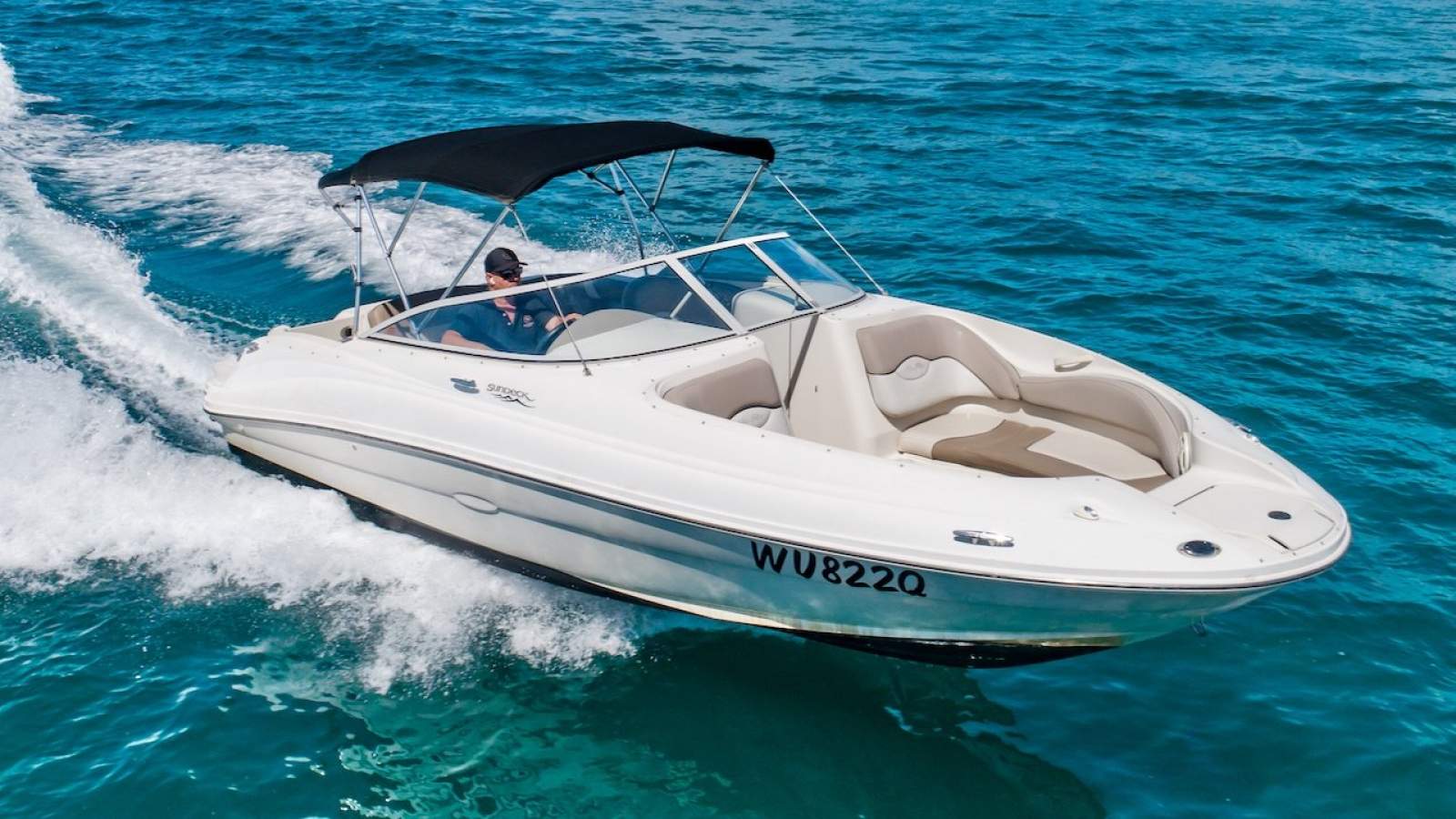 Sea Ray 220 Sundeck