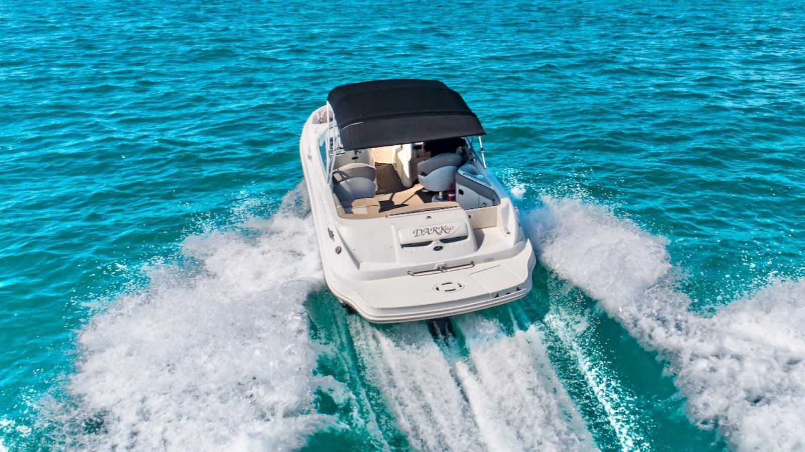 Sea Ray 220 Sundeck