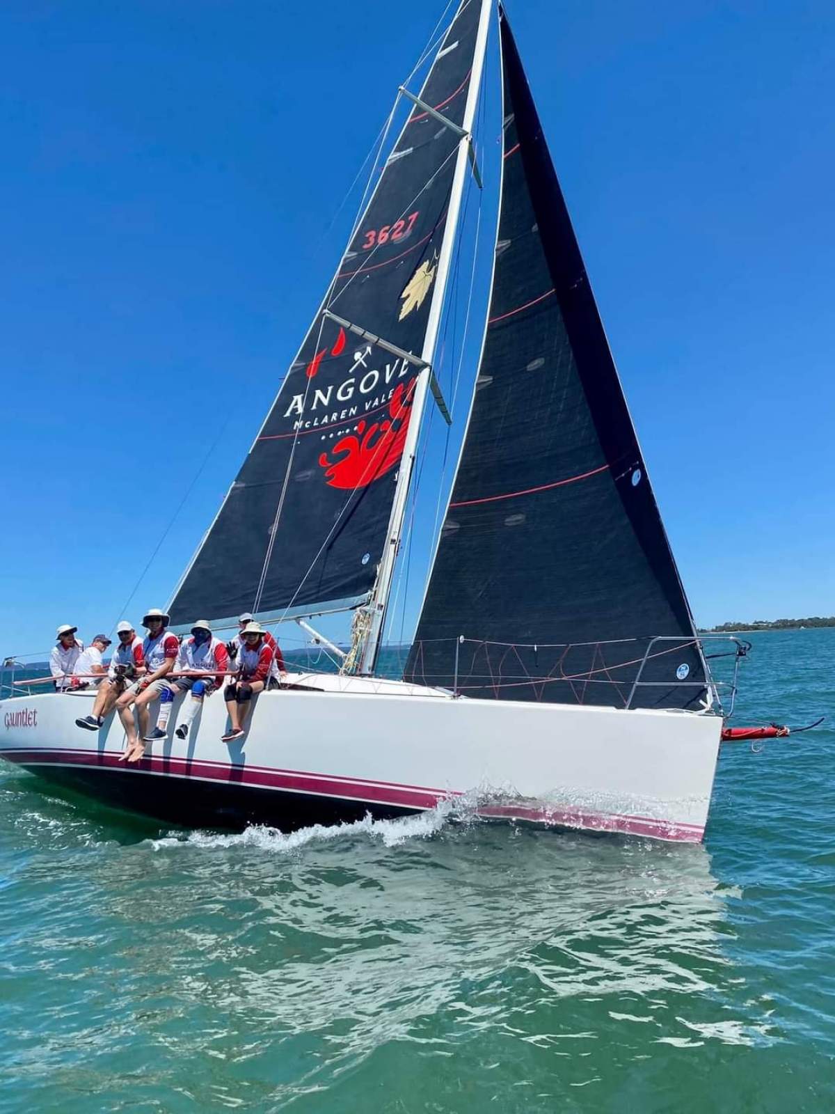 Sydney Yachts 36 SP