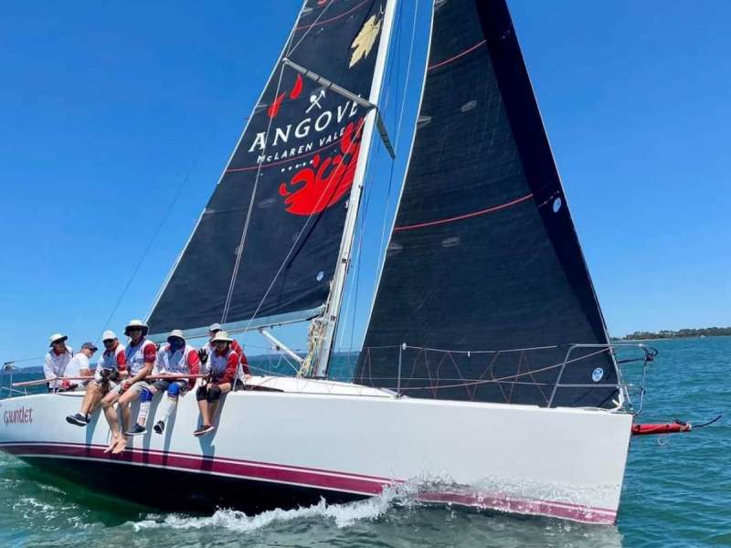 Sydney Yachts 36 SP