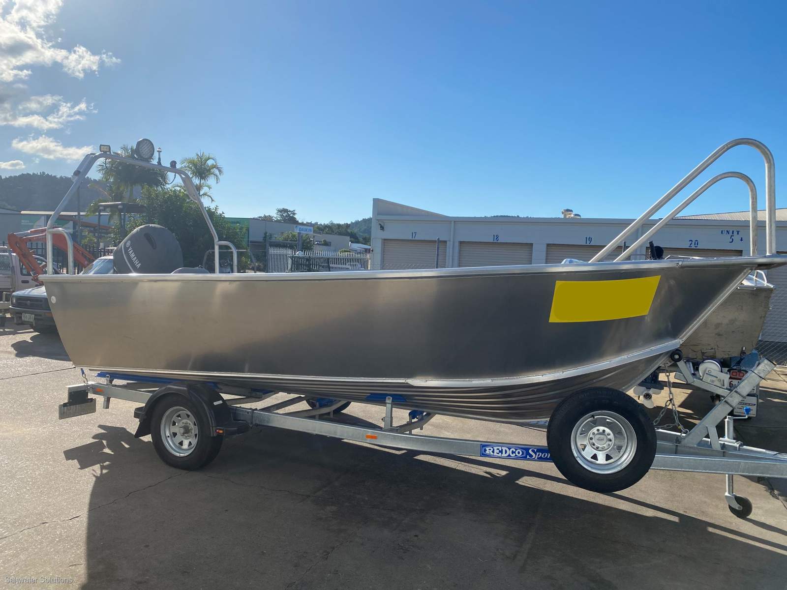 Aquamaster 5.50 Abalone Half Cabin