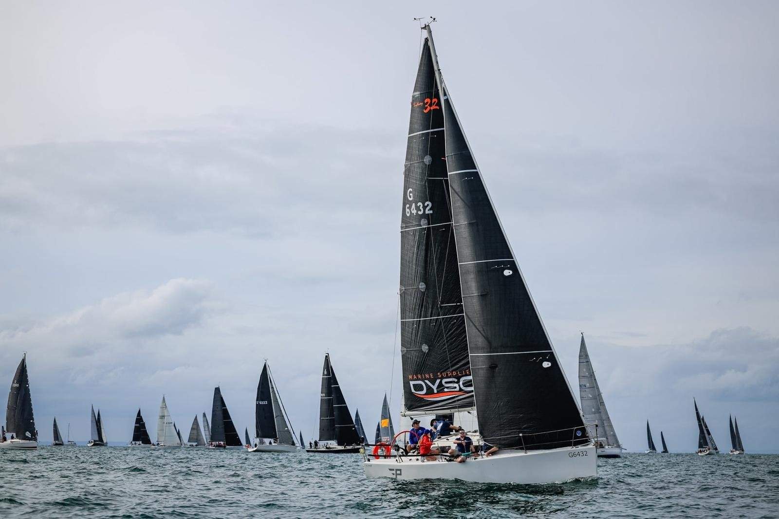 Sydney Yachts 32 Mast Head Kite