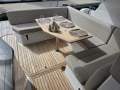 Sealine S330