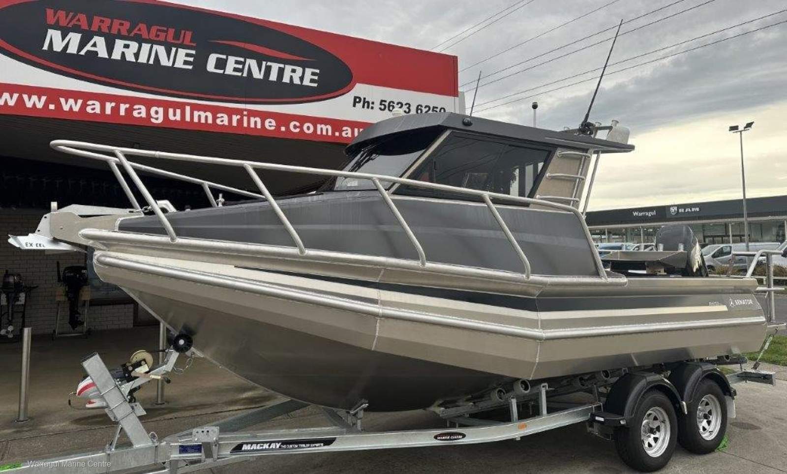 Senator RH650 Cabin Cruiser weekender