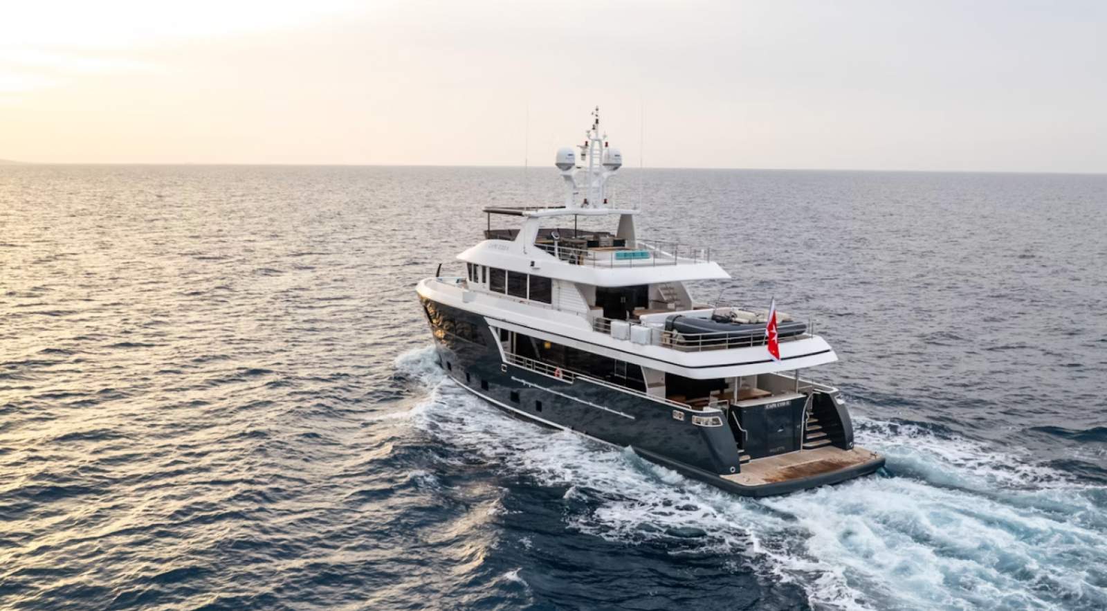 Cantiere Delle Marche Darwin 102