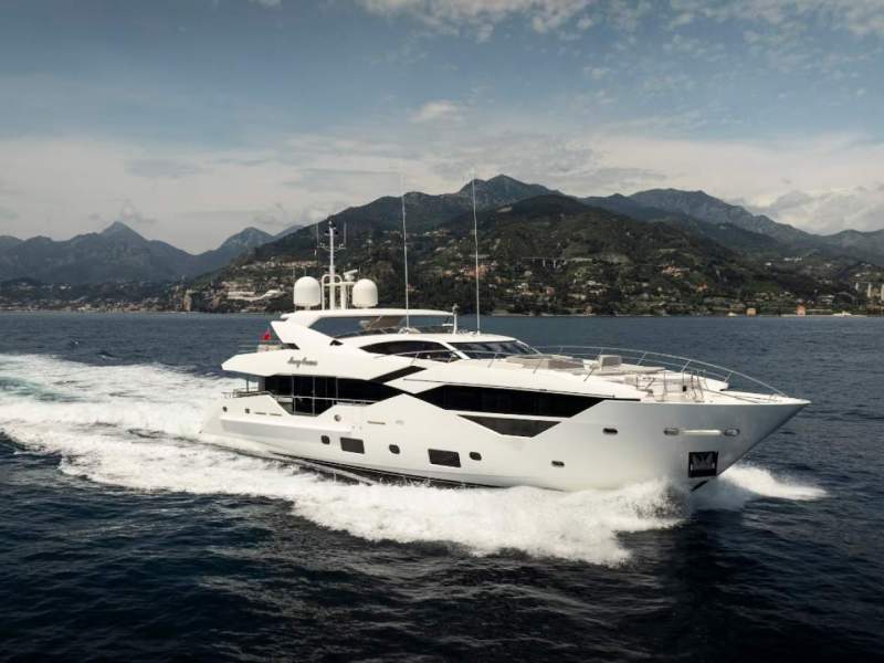 Sunseeker 116 Super Yacht