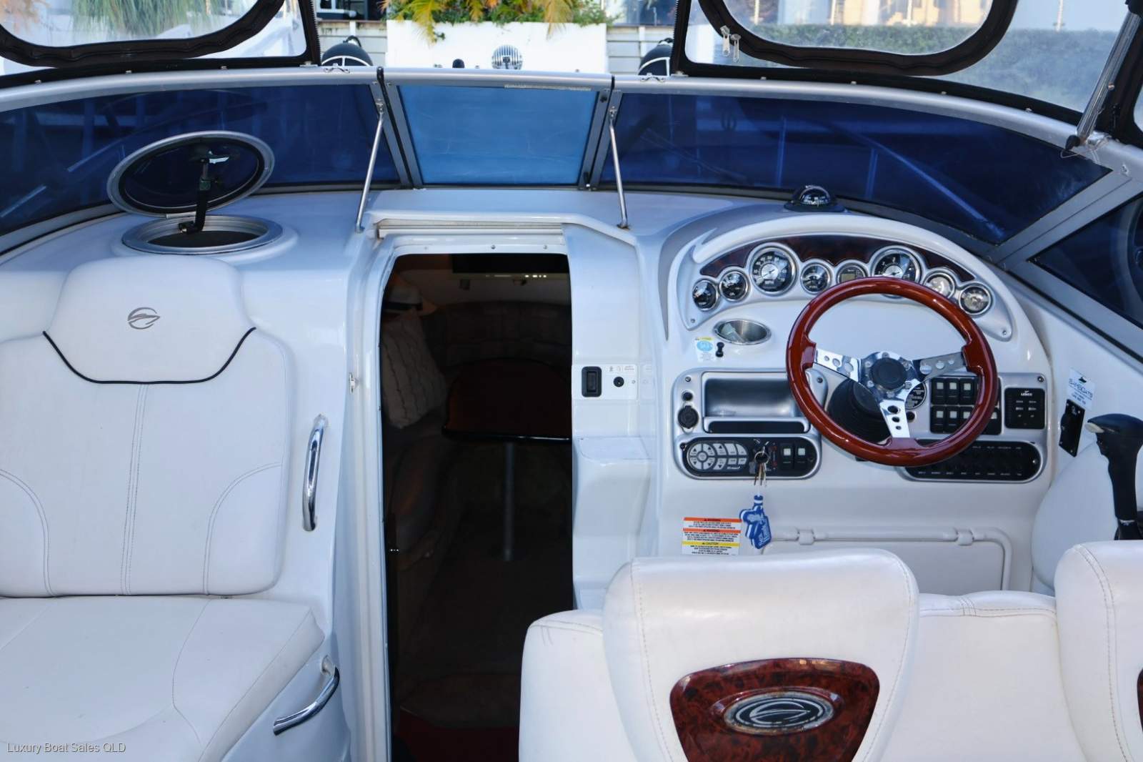 Crownline 270 CR