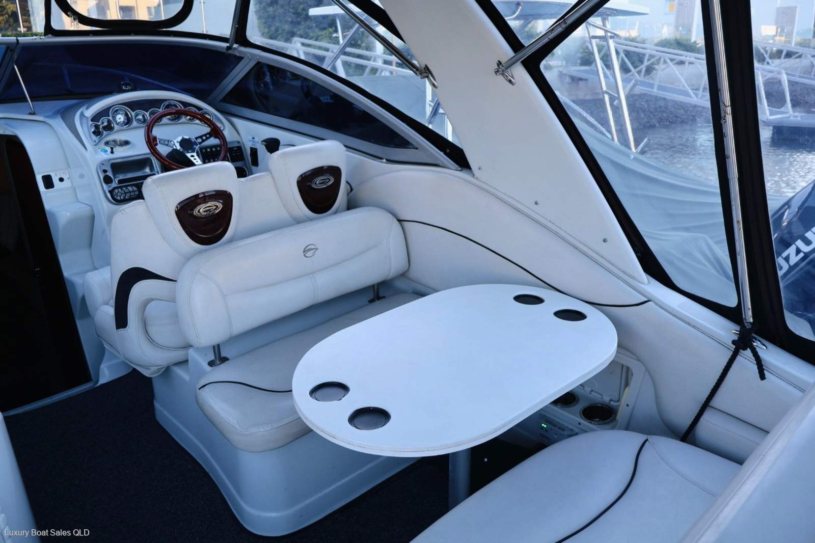 Crownline 270 CR