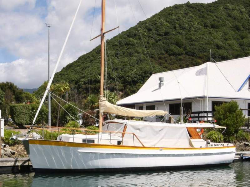 Kingfisher Classic Motor Sailer