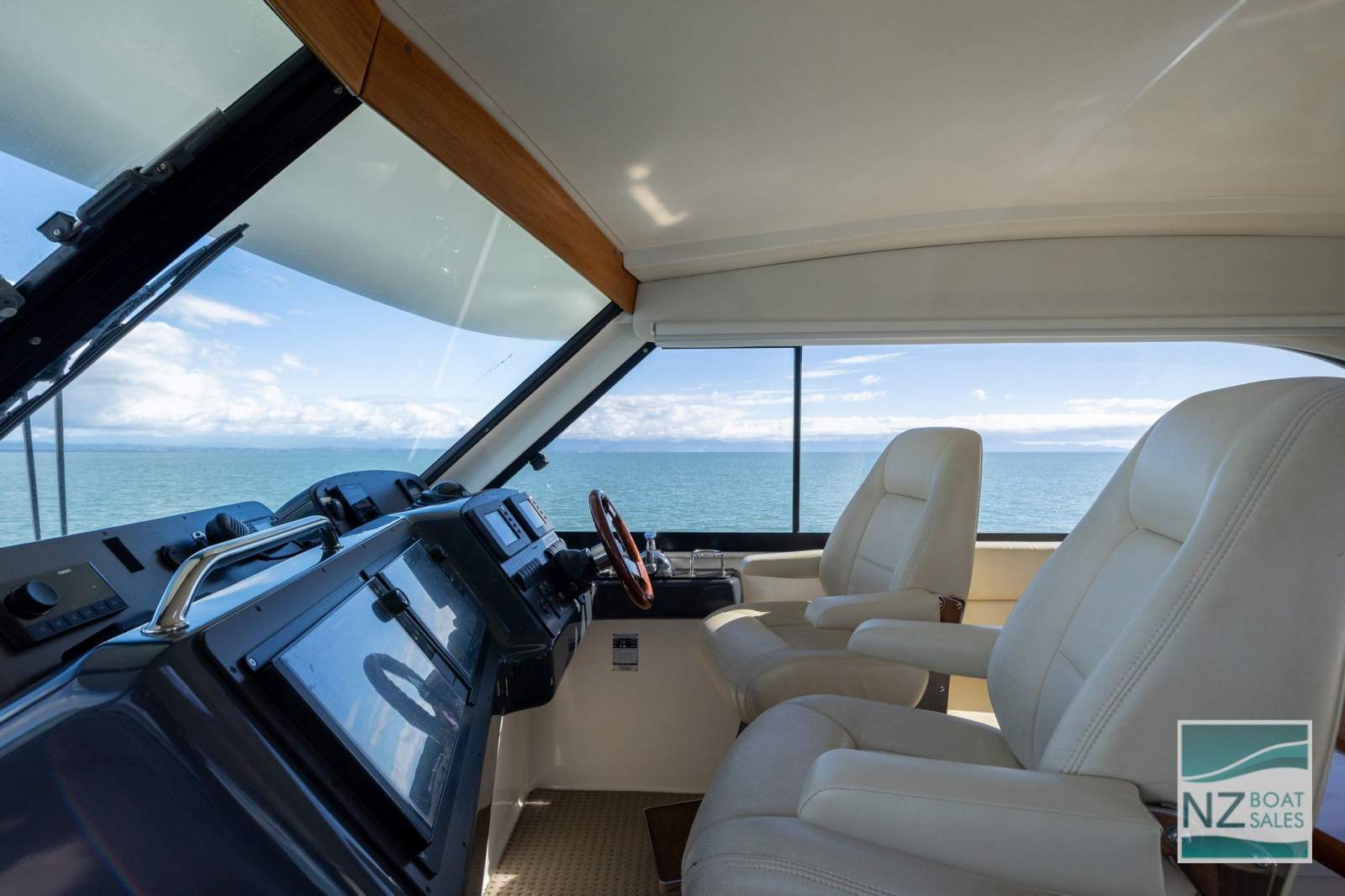 Bill Barry Cotter BLUE FINN: Maritimo M52 Sky Lounge