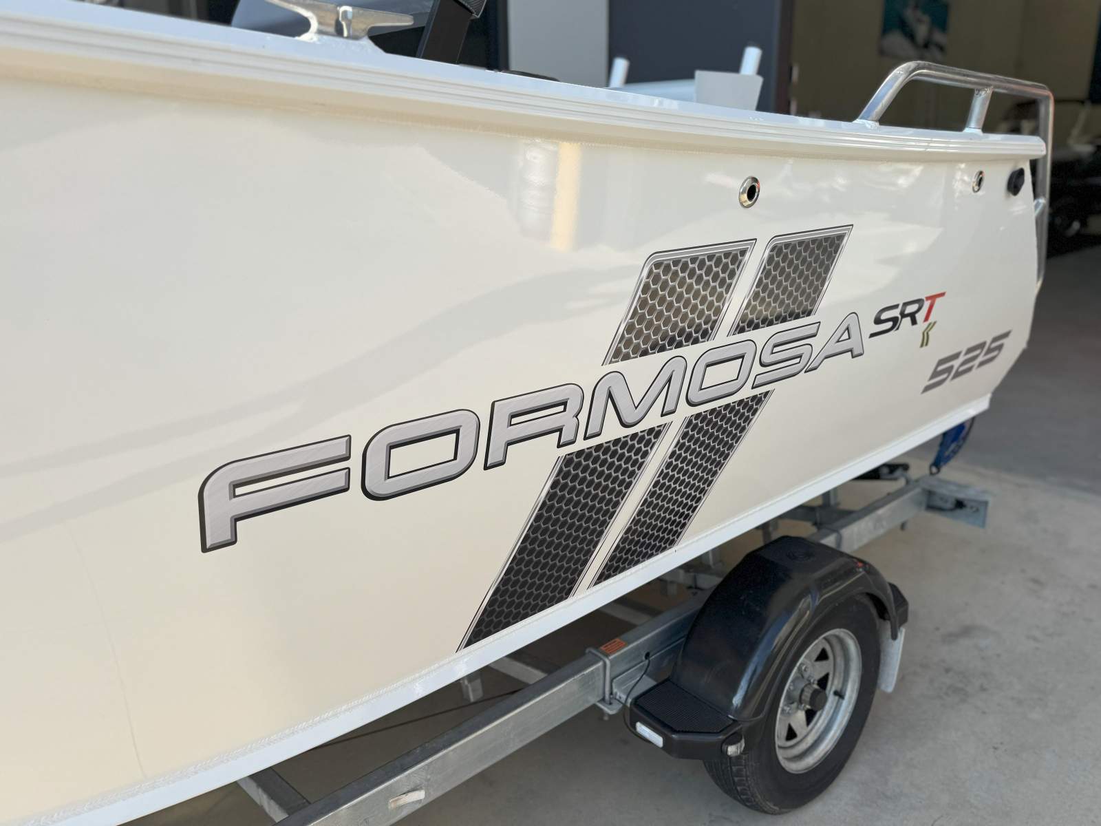 Formosa SRT 525 Centre Console Pro Deck