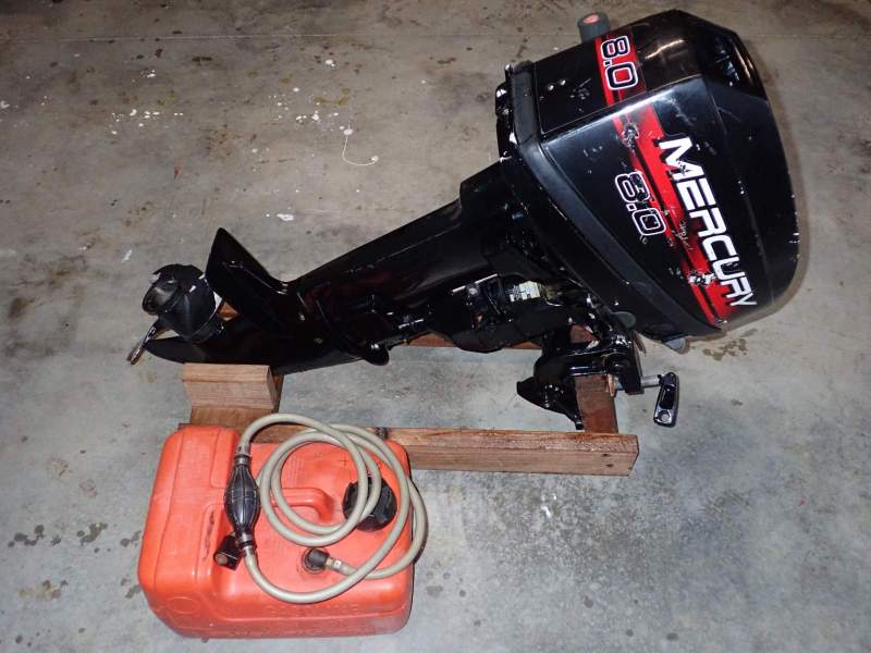 Mercury 8HP Outboard Motor