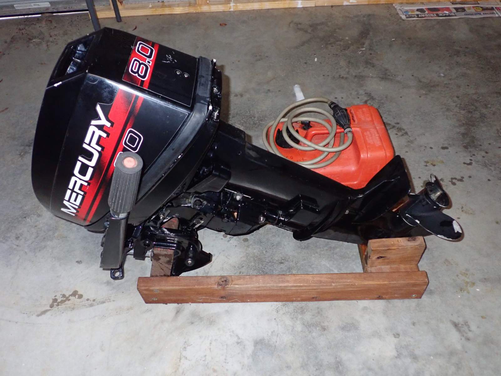 Mercury 8HP Outboard Motor