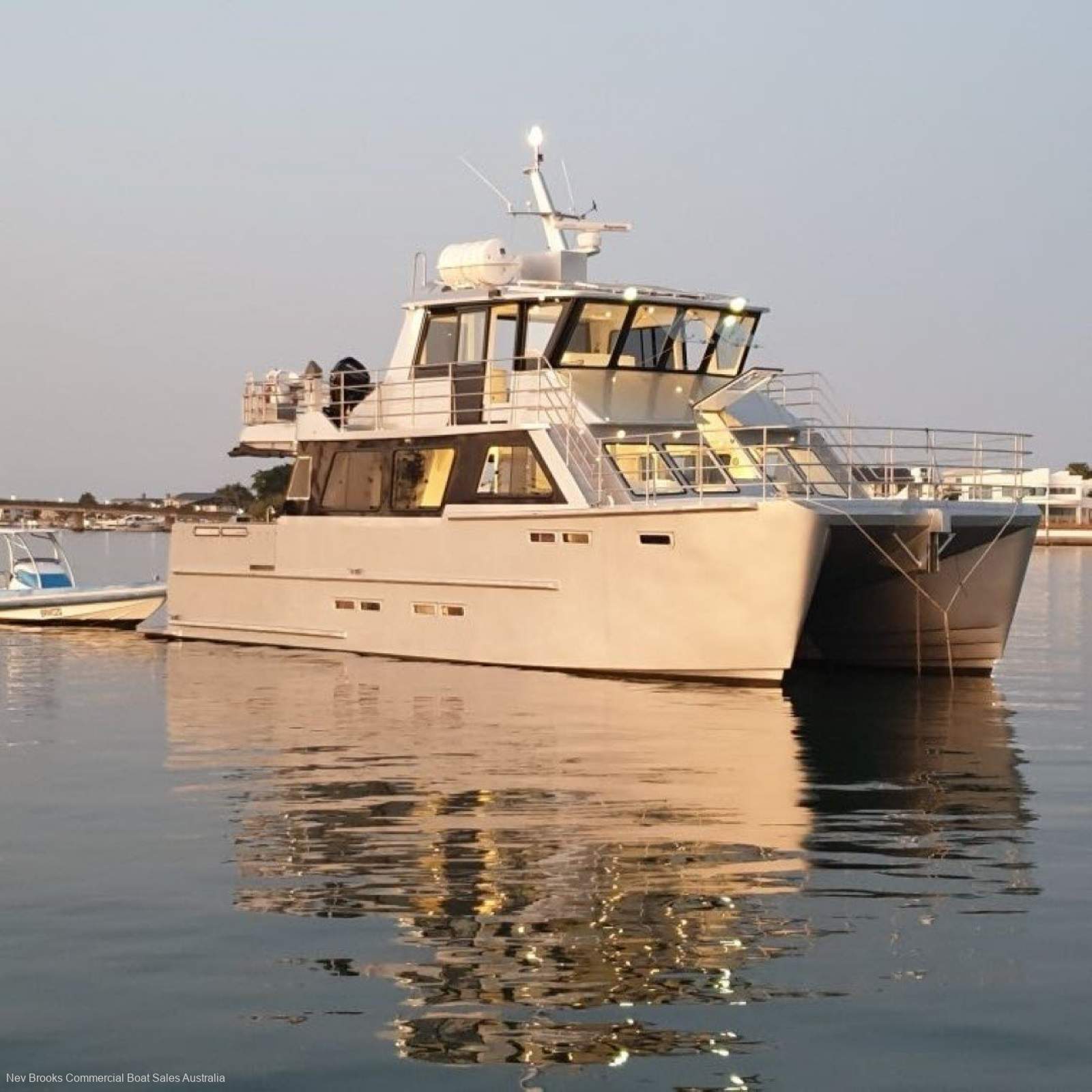 Gold Coast Ships Expedition Cat 53