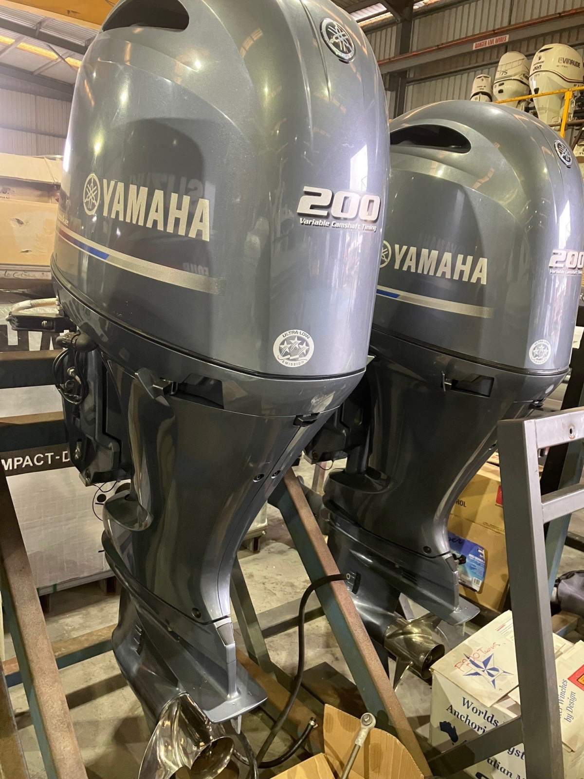 Twin 2017 Yamaha F200XCA Outboards